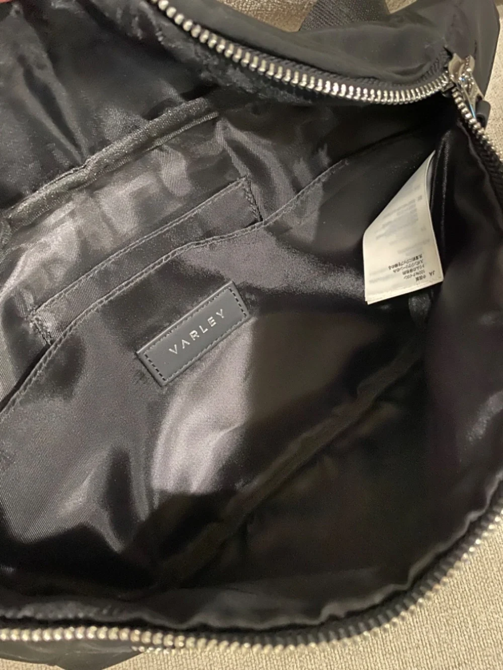 Varley belt bag - Picture 6 of 11